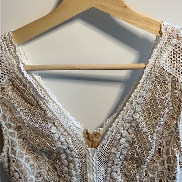 Cals White Bodycon Lace Mini Dress - Picture 4 of 8